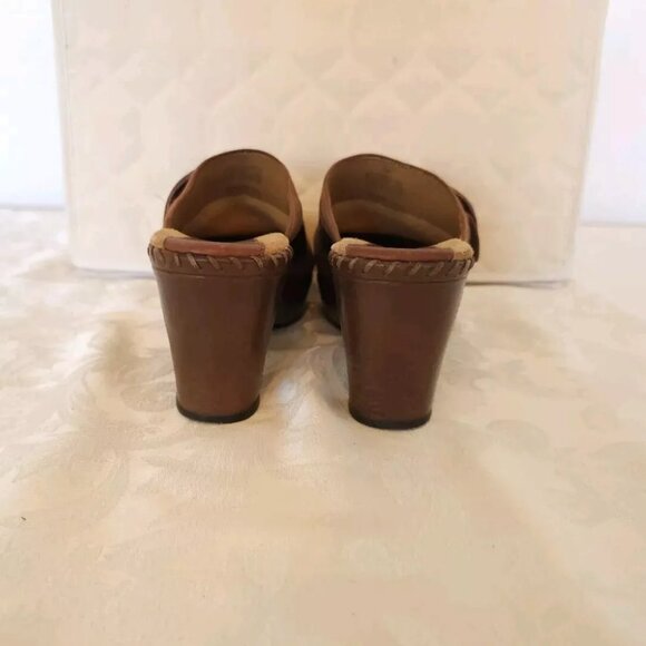 Womens Nurture Leather Slide On Mules Clogs Shoes 7 M Caramel Brown Faux Buckle - Picture 11 of 13